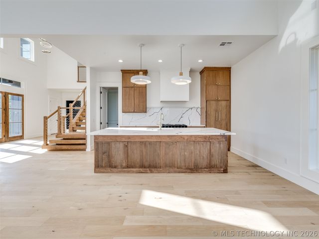 295 Falcon Tree Loop, Eufaula, OK 74432