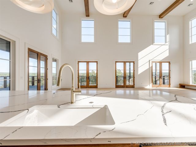 295 Falcon Tree Loop, Eufaula, OK 74432