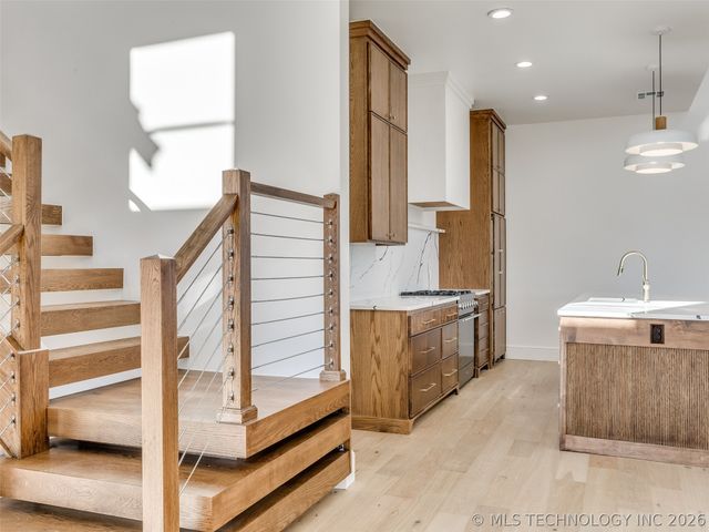 295 Falcon Tree Loop, Eufaula, OK 74432