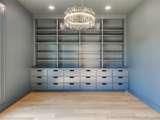 295 Falcon Tree Loop, Eufaula, OK 74432