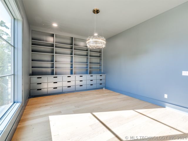 295 Falcon Tree Loop, Eufaula, OK 74432