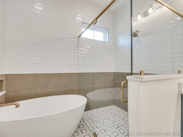 295 Falcon Tree Loop, Eufaula, OK 74432