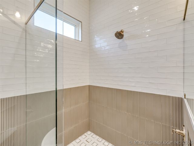 295 Falcon Tree Loop, Eufaula, OK 74432