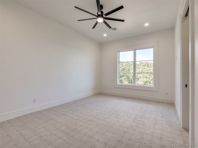 295 Falcon Tree Loop, Eufaula, OK 74432