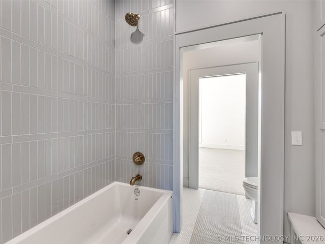 295 Falcon Tree Loop, Eufaula, OK 74432