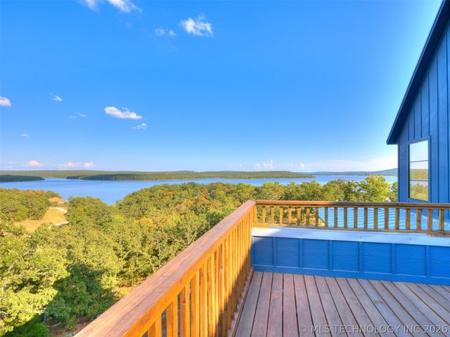 295 Falcon Tree Loop, Eufaula, OK 74432