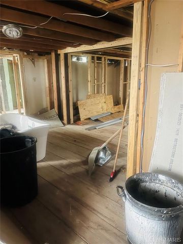 6838 Julian Avenue, St Louis, MO 63130