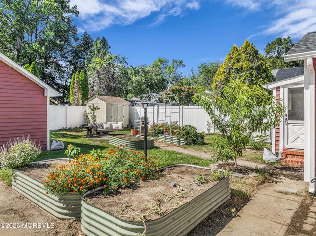67 Leonard Avenue, Atlantic Highlands, NJ 07716