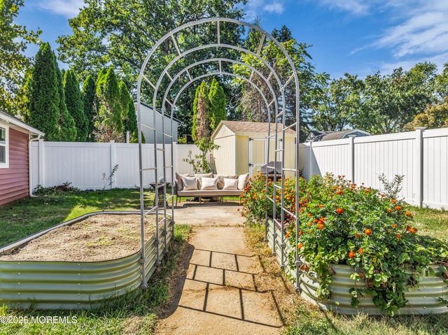 67 Leonard Avenue, Atlantic Highlands, NJ 07716