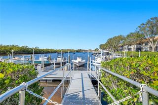 230 Newport DR 601, Naples, FL 34114