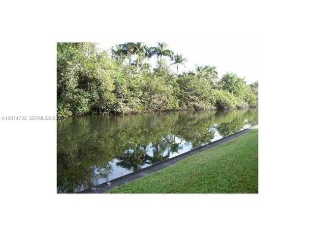 115 Royal Park Dr 4B, Oakland Park, FL 33309