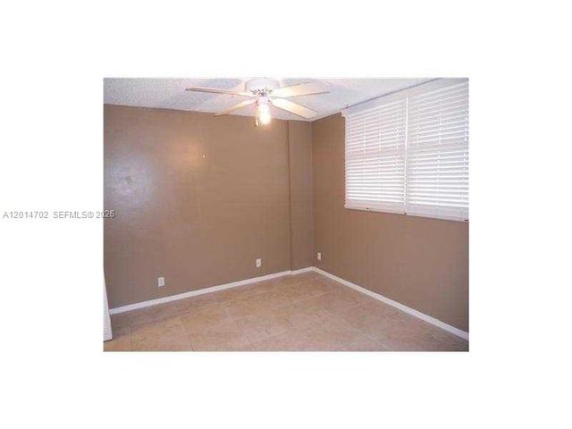 115 Royal Park Dr 4B, Oakland Park, FL 33309