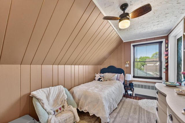 301 S Perkins BOULEVARD, Burlington, WI 53105