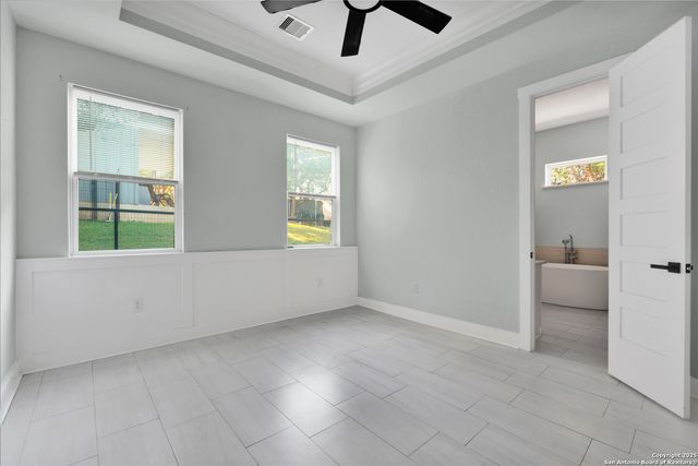 1351 Canyon Edge, Canyon Lake, TX 78133