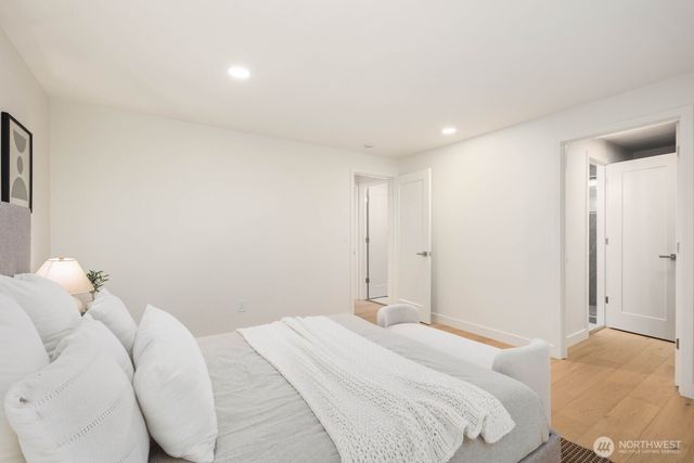 25529 SE 159th Street, Issaquah, WA 98027