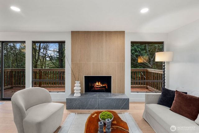 25529 SE 159th Street, Issaquah, WA 98027