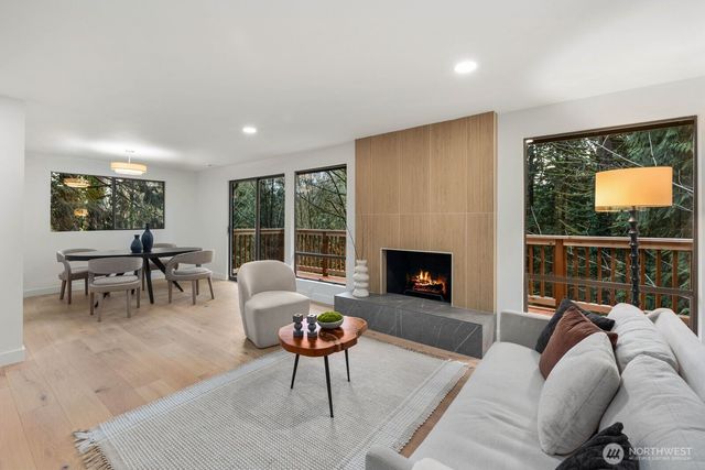 25529 SE 159th Street, Issaquah, WA 98027