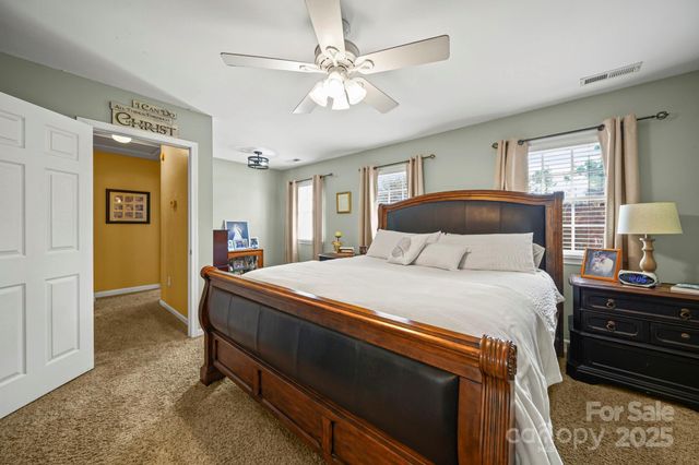 1876 Lorelei Court, Mount Pleasant, NC 28124