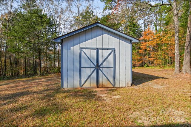 1876 Lorelei Court, Mount Pleasant, NC 28124