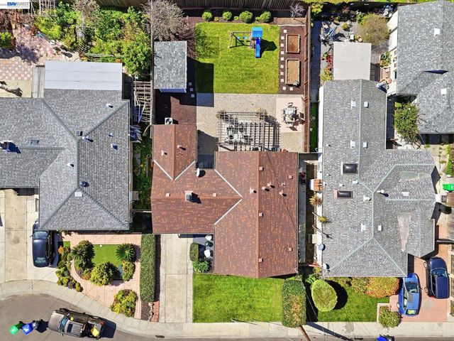 16129 Via Pinale, San Lorenzo, CA 94580