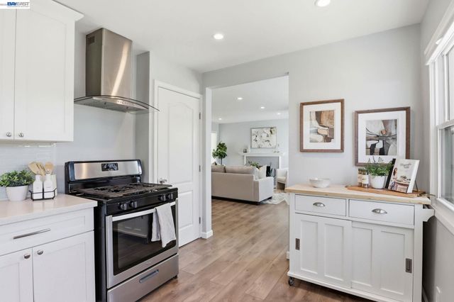 16129 Via Pinale, San Lorenzo, CA 94580