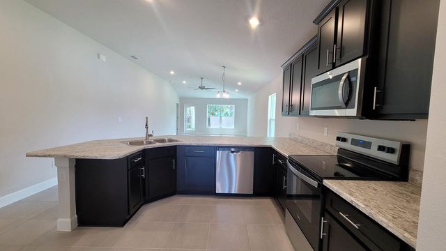 8802 Waterstone Boulevard, Fort Pierce, FL 34951