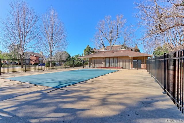 600 Manhattan Drive C7, Boulder, CO 80303