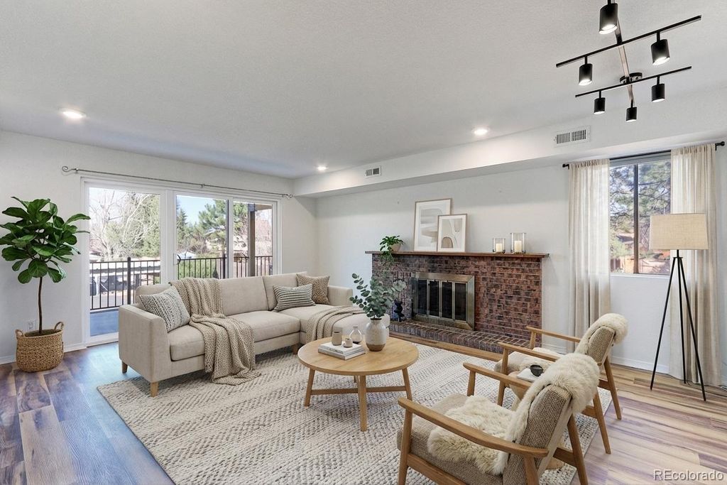 600 Manhattan Drive C7, Boulder, CO 80303