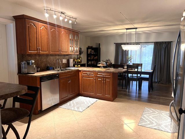 3199 Coral Hills Drive 2, Coral Springs, FL 33065