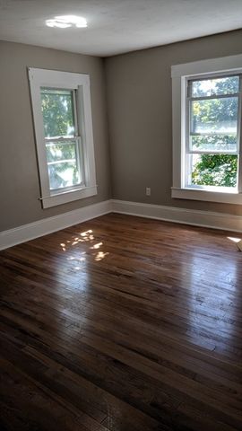 155 Centre Ave 3, Abington, MA 02351