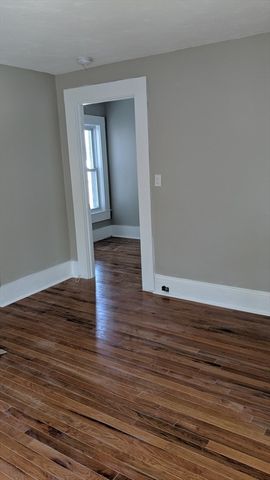 155 Centre Ave 3, Abington, MA 02351