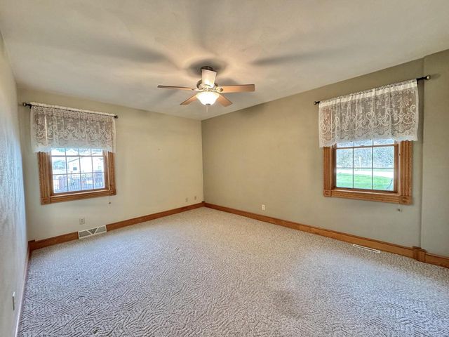 1568 East Gate DRIVE, Watertown, WI 53094