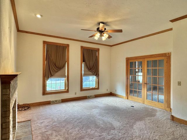 1568 East Gate DRIVE, Watertown, WI 53094