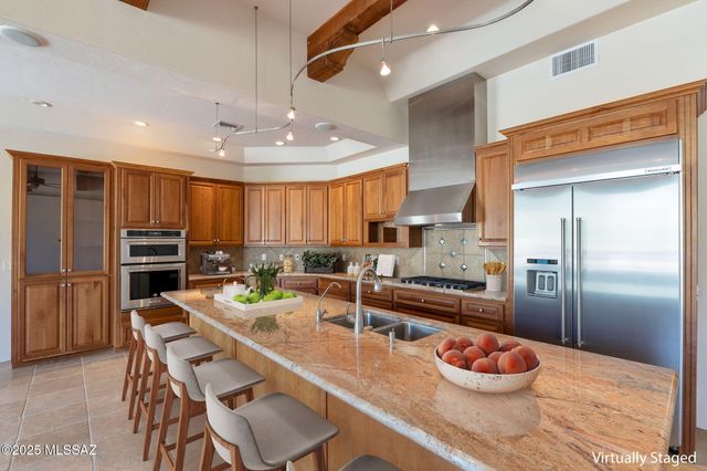 10861 E Adobe Creek Place, Tucson, AZ 85749