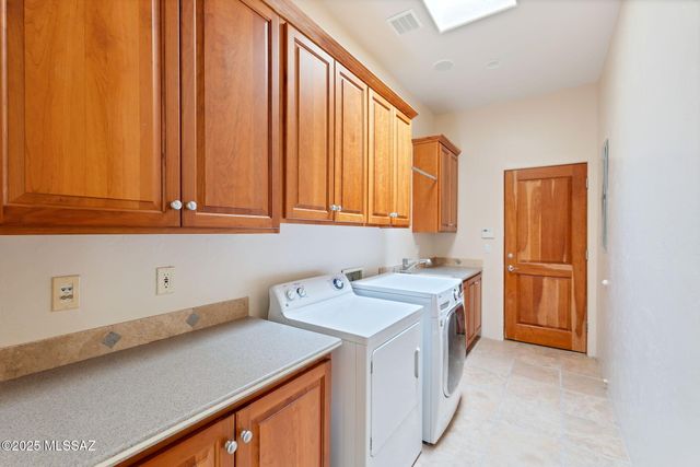 10861 E Adobe Creek Place, Tucson, AZ 85749