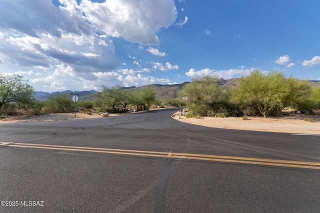 10861 E Adobe Creek Place, Tucson, AZ 85749