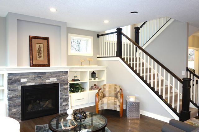 550 Sunrise Drive, Little Canada, MN 55117