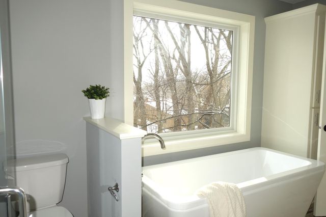 550 Sunrise Drive, Little Canada, MN 55117