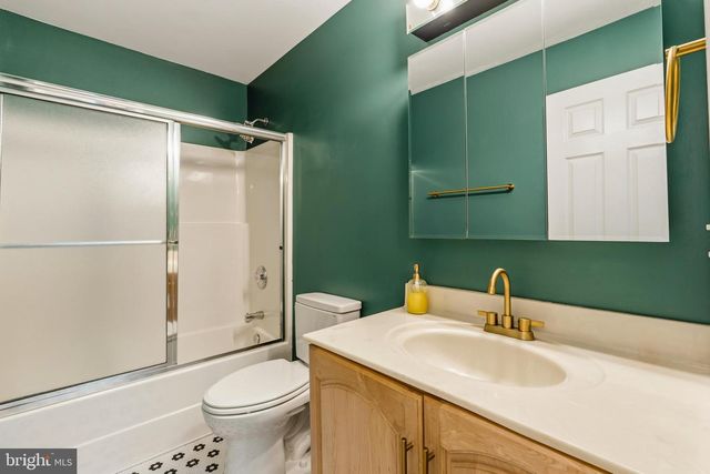 101 HARRIS CT, Locust Grove, VA 22508