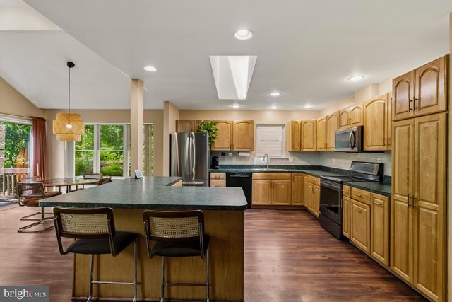 101 HARRIS CT, Locust Grove, VA 22508