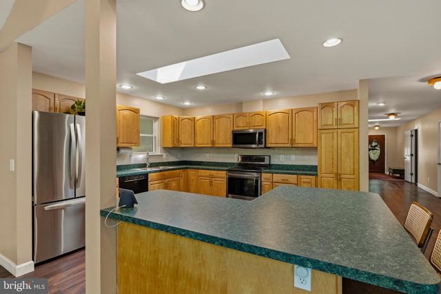 101 HARRIS CT, Locust Grove, VA 22508