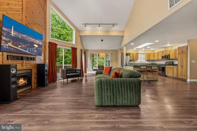 101 HARRIS CT, Locust Grove, VA 22508