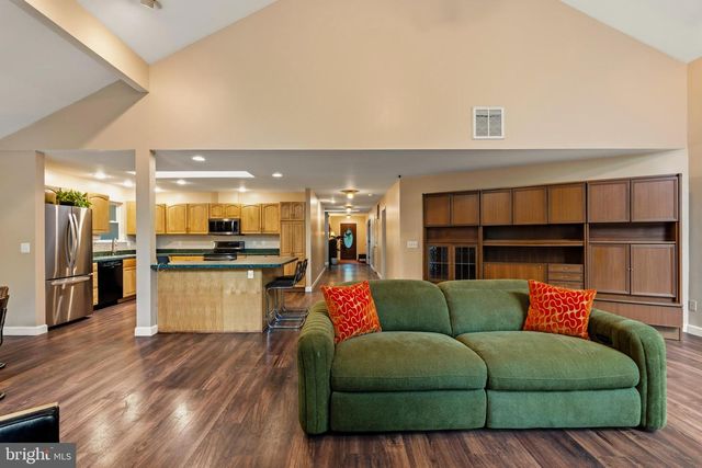101 HARRIS CT, Locust Grove, VA 22508