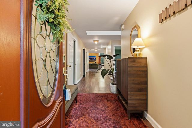 101 HARRIS CT, Locust Grove, VA 22508