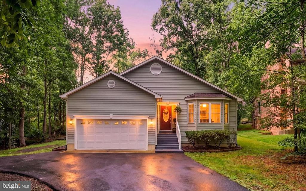 101 HARRIS CT, Locust Grove, VA 22508