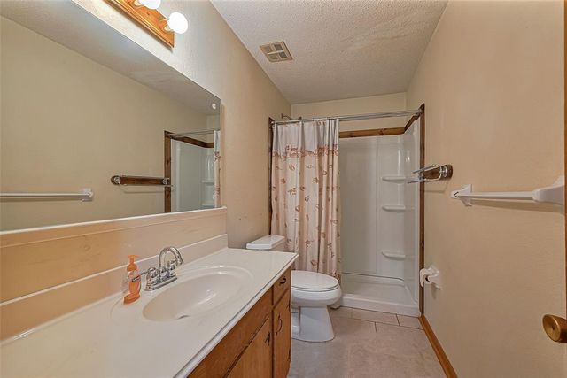 2426 15th Avenue N, Texas City, TX 77590