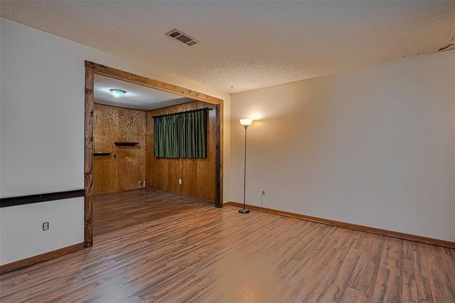 2426 15th Avenue N, Texas City, TX 77590