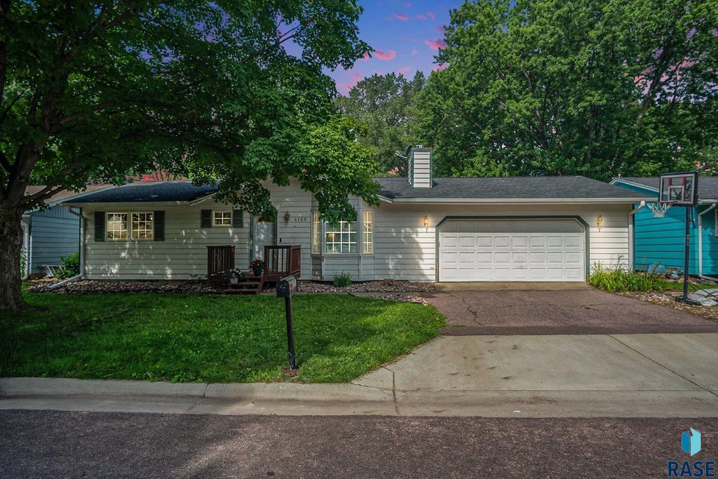 4109 W Mesa Pass, Sioux Falls, SD 57106