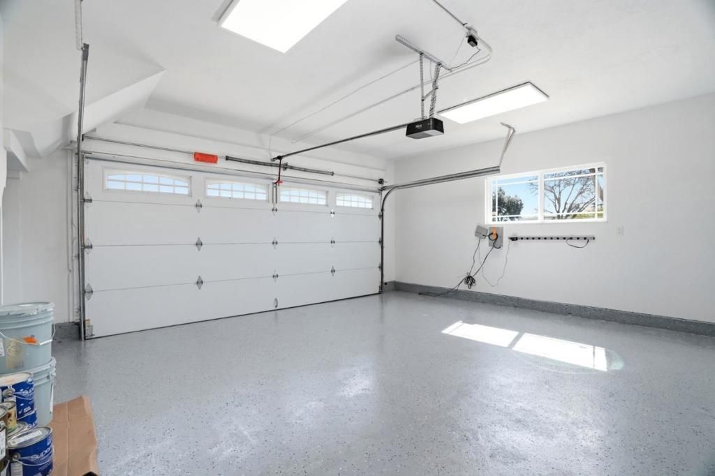 Image 31 of property listing at 911 Inverness Way, Sunnyvale, CA 94087