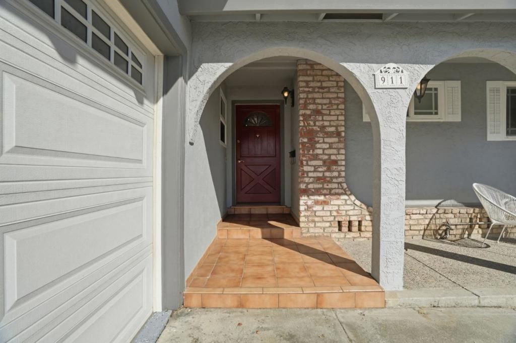 Image 37 of property listing at 911 Inverness Way, Sunnyvale, CA 94087